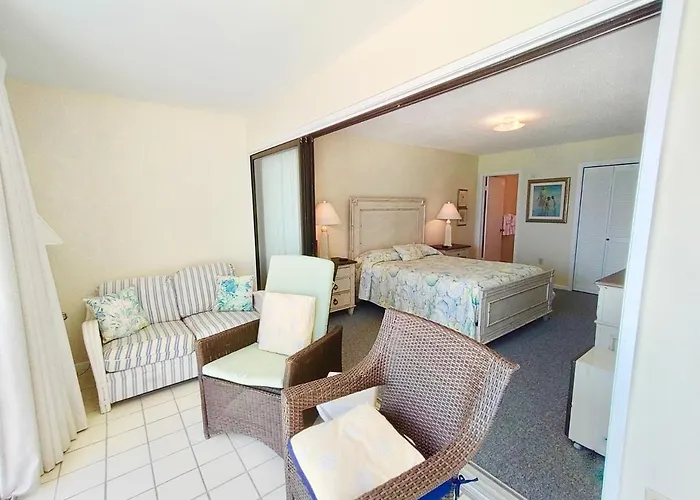 Edgewater 43