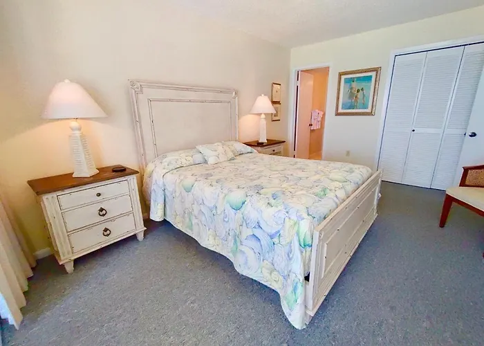 Edgewater 43